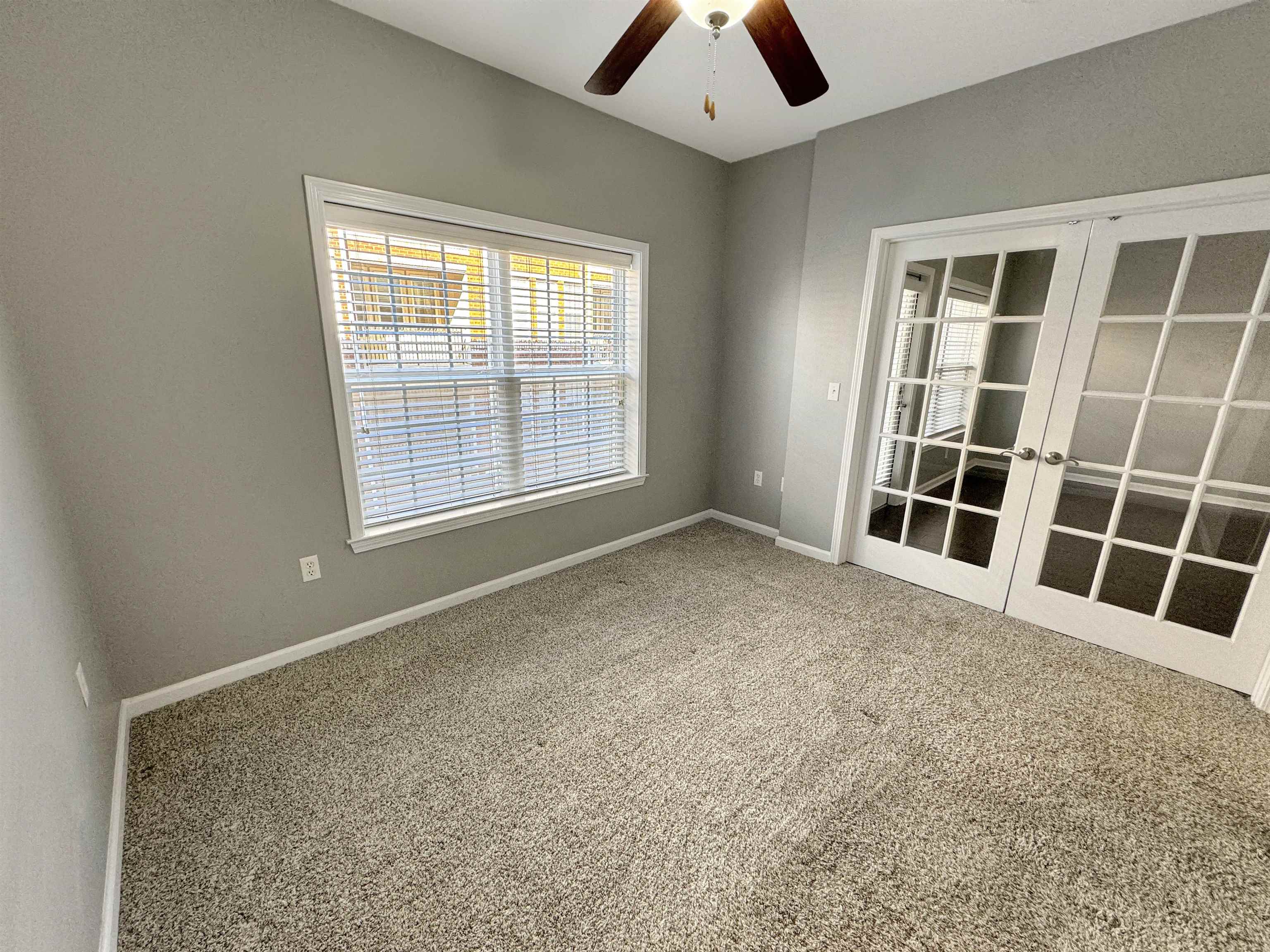 Memphis, Tennessee 38103, United States, 1 Bedroom Bedrooms, ,1 BathroomBathrooms,Residential,Active,41953