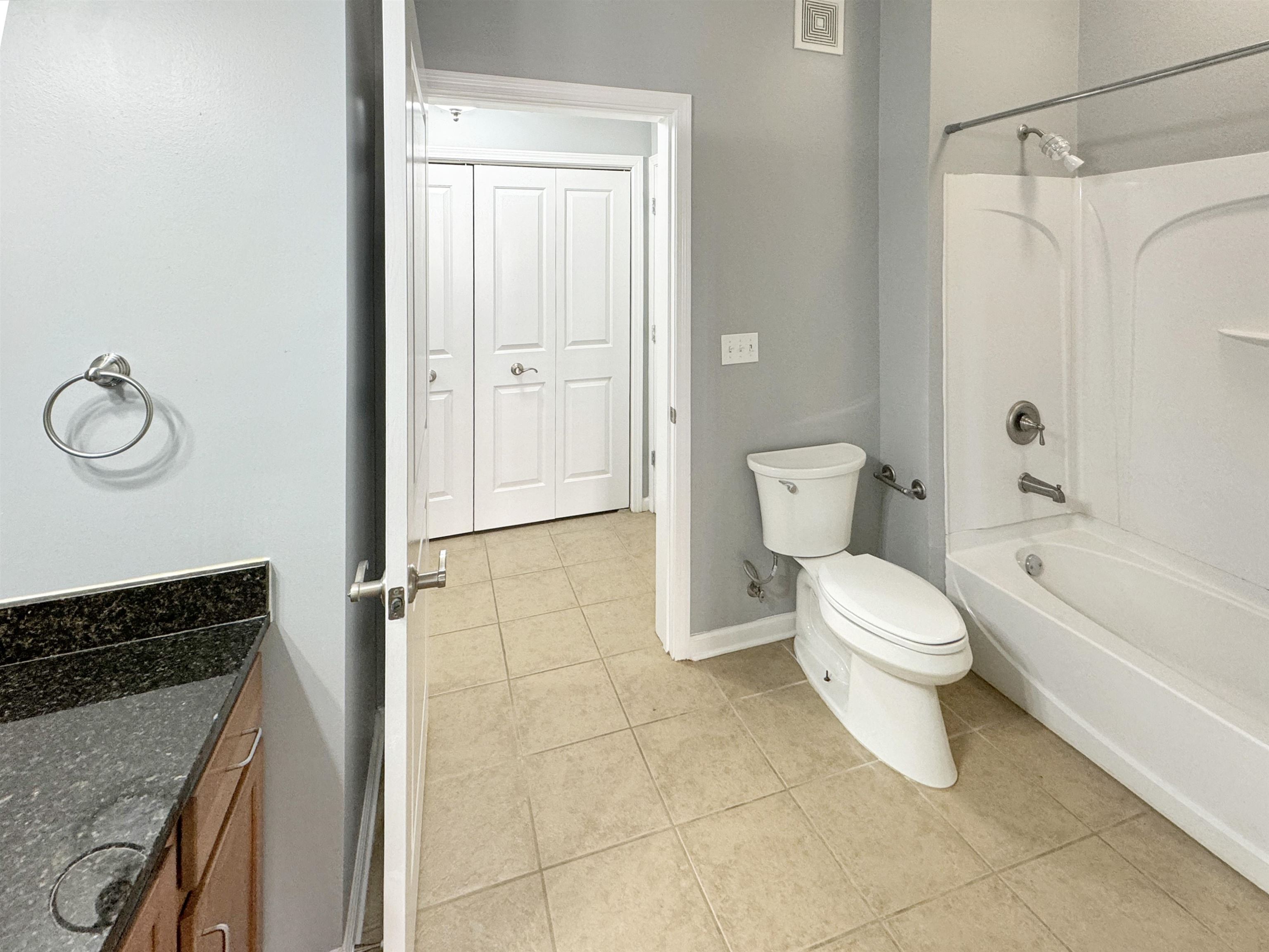 Memphis, Tennessee 38103, United States, 1 Bedroom Bedrooms, ,1 BathroomBathrooms,Residential,Active,41953