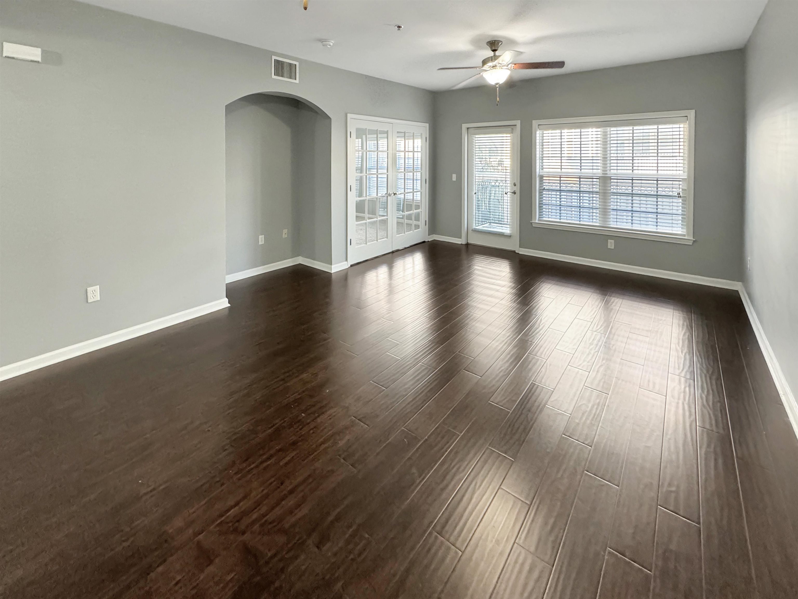 Memphis, Tennessee 38103, United States, 1 Bedroom Bedrooms, ,1 BathroomBathrooms,Residential,Active,41953