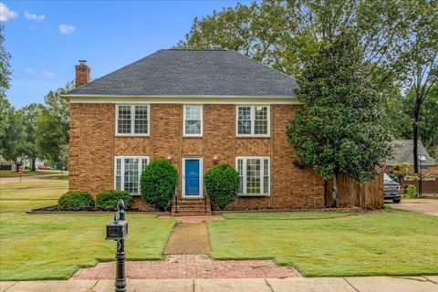 Photo of 581 ROYAL PECAN WAY, Collierville, TN 38017 (MLS # 10208863) Photo of 581 ROYAL PECAN WAY, Collierville, TN 38017 (MLS # 10208863)