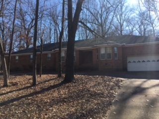 Photo 1 of 13 — 4810 EAST SHORE DR, Memphis, TN 38109