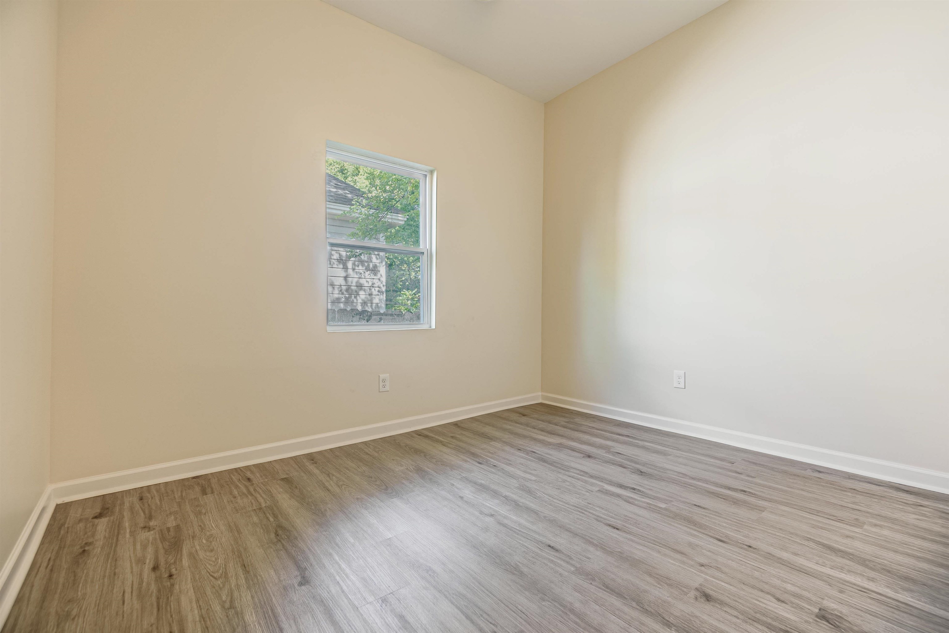 Memphis, Tennessee 38107, United States, 4 Bedrooms Bedrooms, ,2 BathroomsBathrooms,Residential,Active,47683