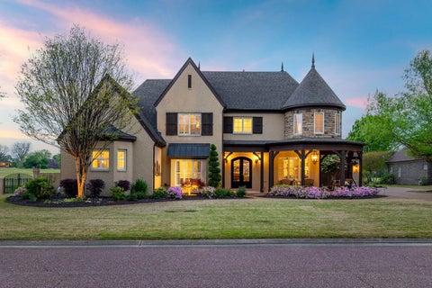 Photo of 527 FAIRWAY DR, Covington, TN 38019 (MLS # 10212532)
