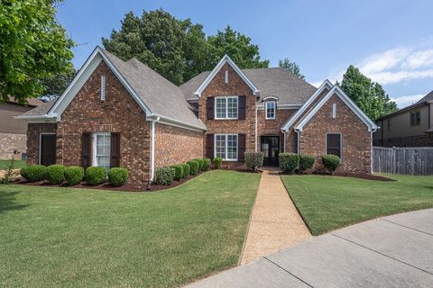 Single Family Residence in Collierville TN 824 NINE OAKS LN.jpg