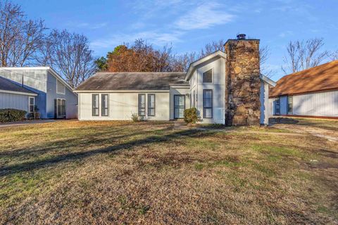 Photo of 4579 CRUMP RD, Memphis, TN 38141 (MLS # 10211544)