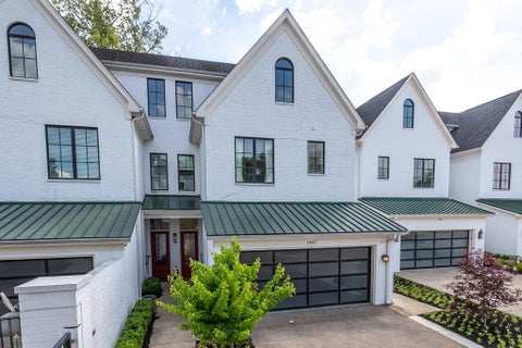 Photo of 1407 CLUB GARDENS PL, Memphis, TN 38104 (MLS # 10219428)