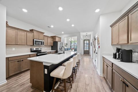 Photo of 195 CHICKASAW TRACE DR, Oakland, TN 38060 (MLS # 10209233)