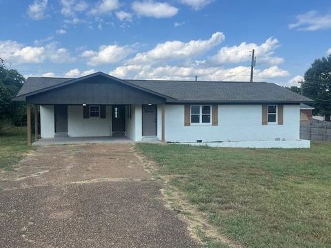 Photo of 212 BARNES ST, Munford, TN 38058 (MLS # 10205058)