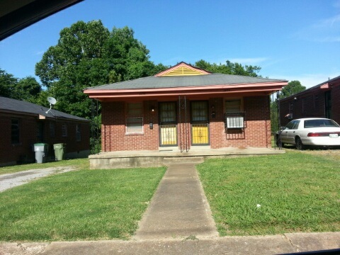 Photo 1 of 16 — 1670 ORLEANS ST S 1 of 8 Units, Memphis, TN 38106