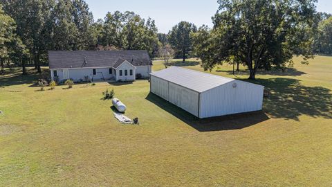 Photo of 3690 LOVELACE CROSSING RD, Henning, TN 38041 (MLS # 10207818)