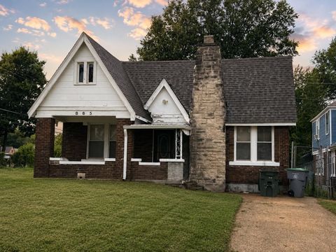 Photo of 865 N BELVEDERE BLVD, Memphis, TN 38107 (MLS # 10226938)
