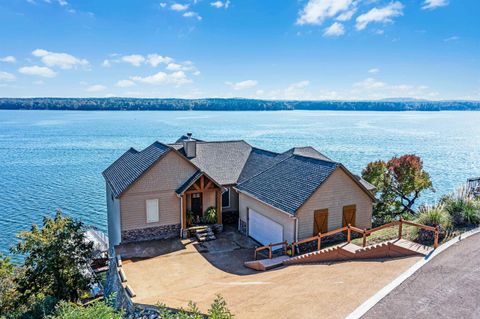 Photo of 45 PINNACLE PT, Savannah, TN 38372 (MLS # 10200229)