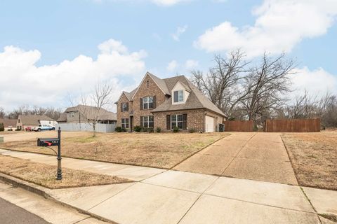 Photo of 7313 SHADOW RUN LN, Bartlett, TN 38002 (MLS # 10214949)