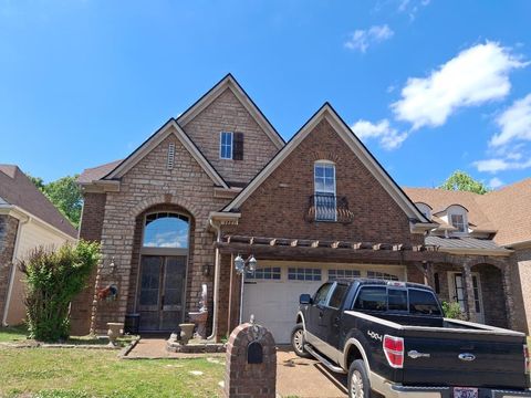 Photo of 4883 SADDLEHORN CV, Memphis, TN 38125 (MLS # 10219577)