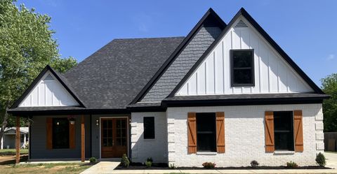 Photo of 1088 FAULKNER RD, Atoka, TN 38004 (MLS # 10218724)