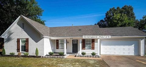 Photo of 512 VERLINGTON CV, Collierville, TN 38017 (MLS # 10224530)