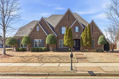 Photo of 1301 CONSER ST, Collierville, TN 38017 (MLS # 10222713)