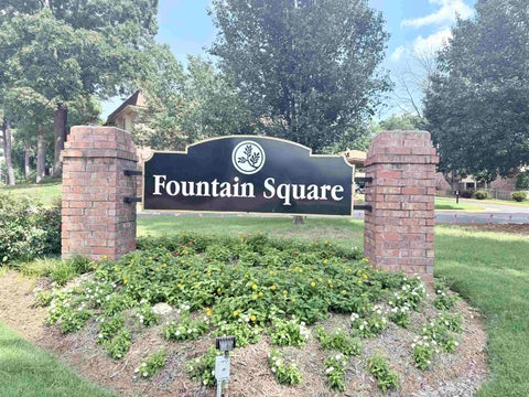 Photo of 1860 W POPLAR WOODS CIR W 3 #3, Germantown, TN 38138 (MLS # 10224903)