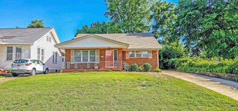 Photo of 1794 GLENVIEW AVE, Memphis, TN 38114 (MLS # 10221215)