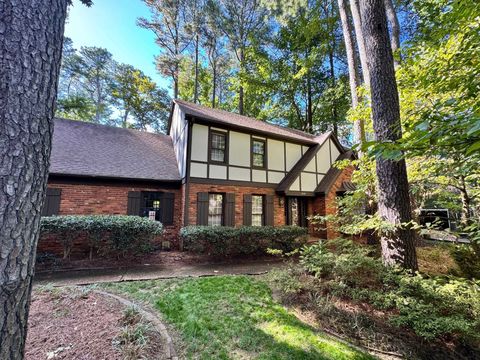 Photo of 2157 KIMBROUGH WOODS PL, Germantown, TN 38139 (MLS # 10207556)