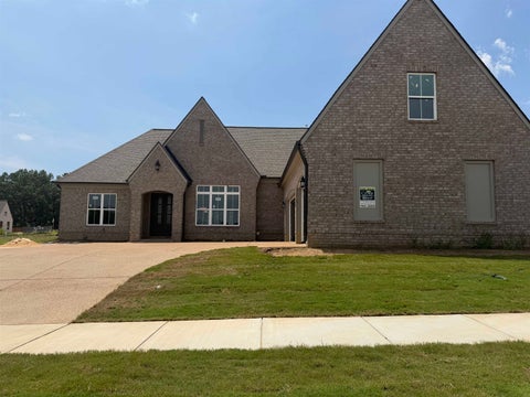 Photo of 5400 BUTTERCUP LN, Lakeland, TN 38002 (MLS # 10213098)