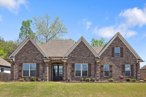 Single Family Residence in Oakland TN 185 BURTON PLACE DR.jpg