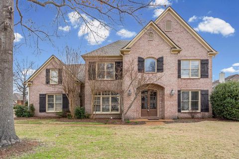 Photo of 2018 W HOUSTON WAY RD, Collierville, TN 38139 (MLS # 10216215)