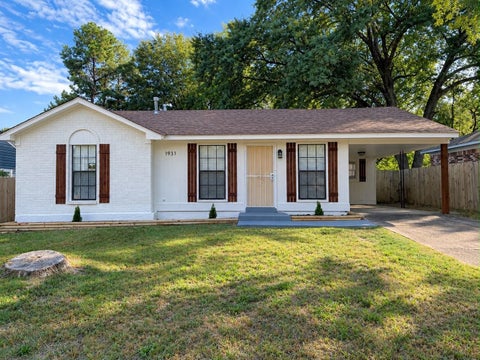 Photo of 1931 ALTA VISTA DR, Memphis, TN 38127 (MLS # 10233129)