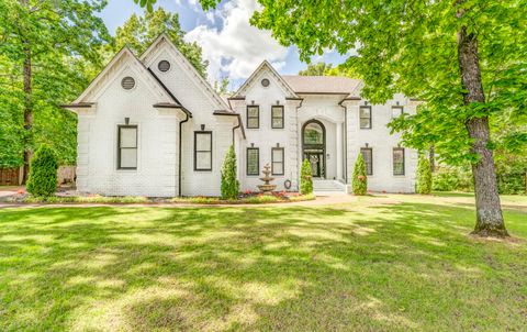 MLS: 10196323