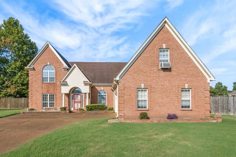 Photo of 8561 BAY ORCHARD LN, Cordova, TN 38018 (MLS # 10230032)