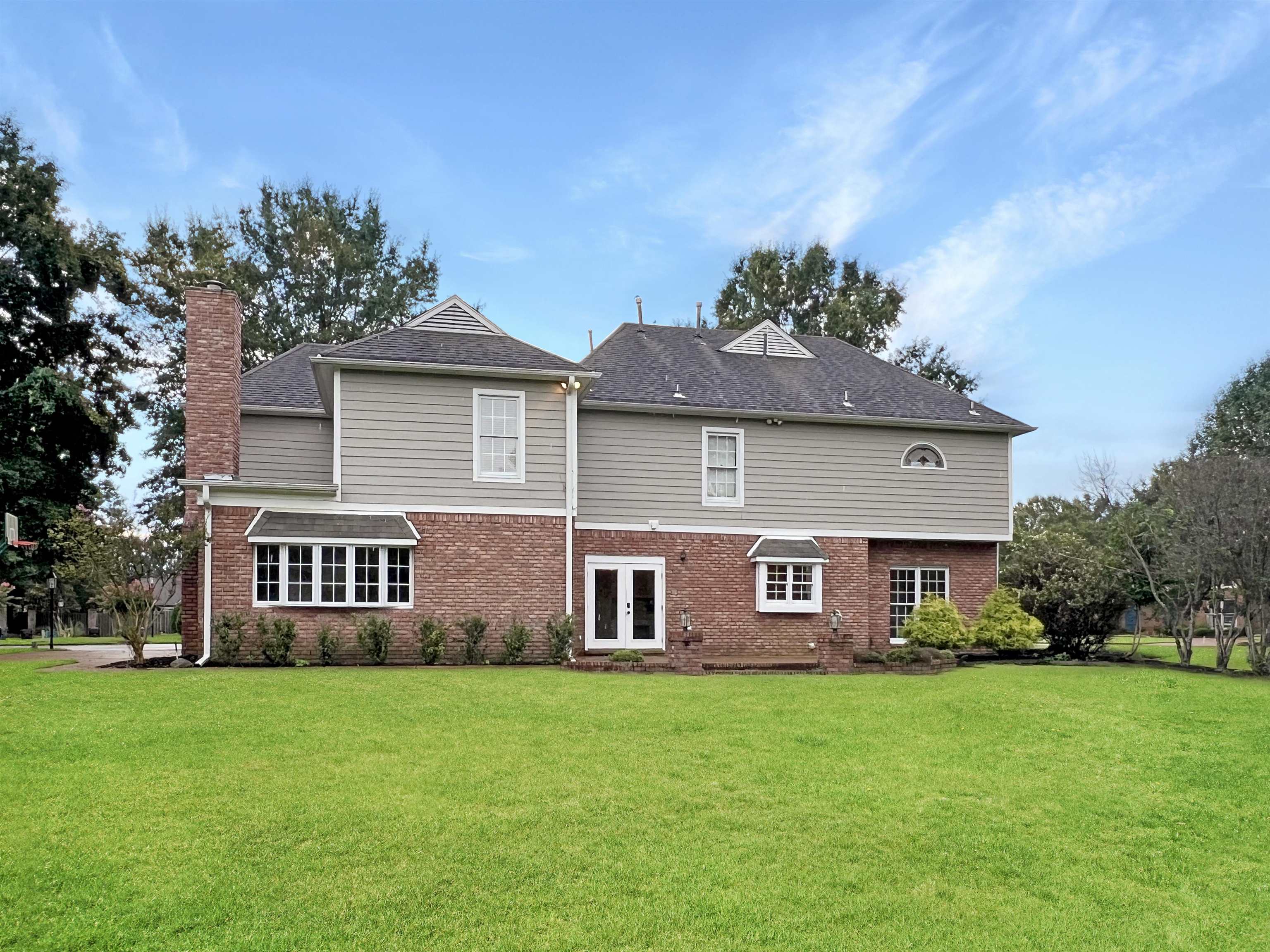 Collierville, Tennessee 38017, United States, 4 Bedrooms Bedrooms, ,4 BathroomsBathrooms,Residential,Active,63056