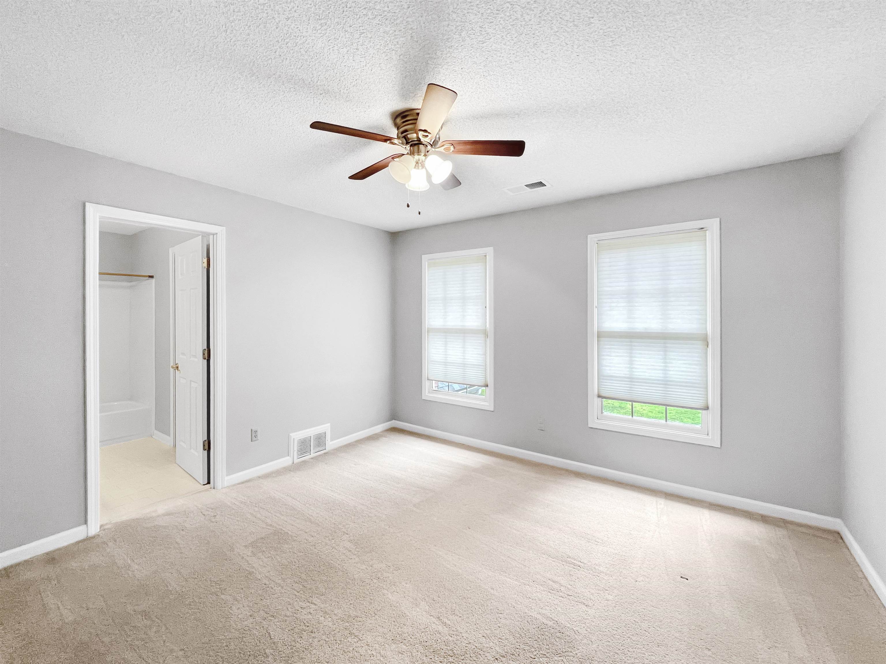 Collierville, Tennessee 38017, United States, 4 Bedrooms Bedrooms, ,4 BathroomsBathrooms,Residential,Active,63056