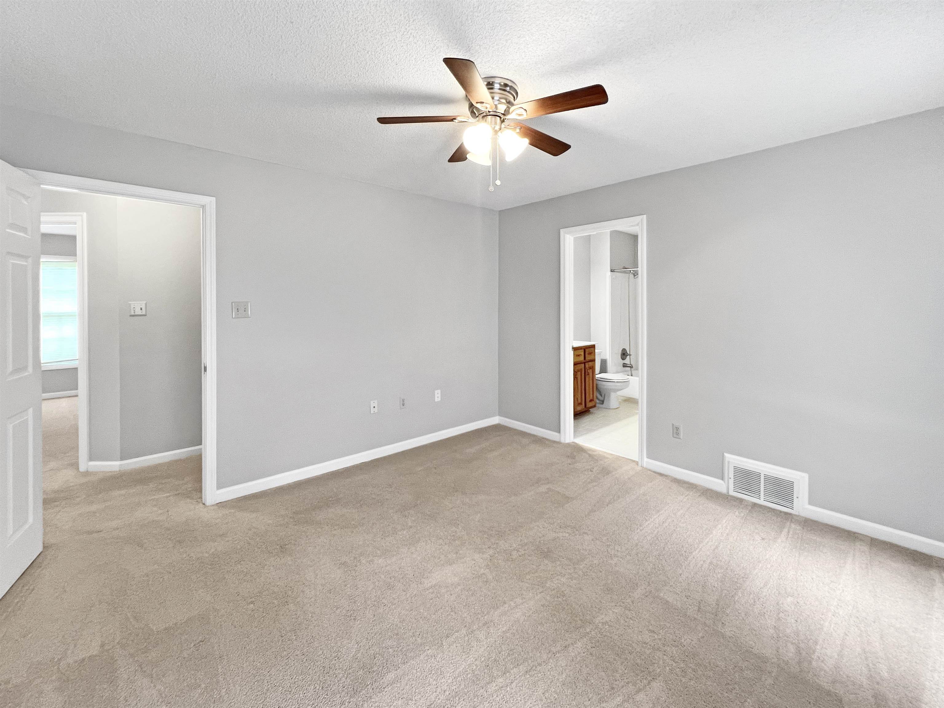 Collierville, Tennessee 38017, United States, 4 Bedrooms Bedrooms, ,4 BathroomsBathrooms,Residential,Active,63056