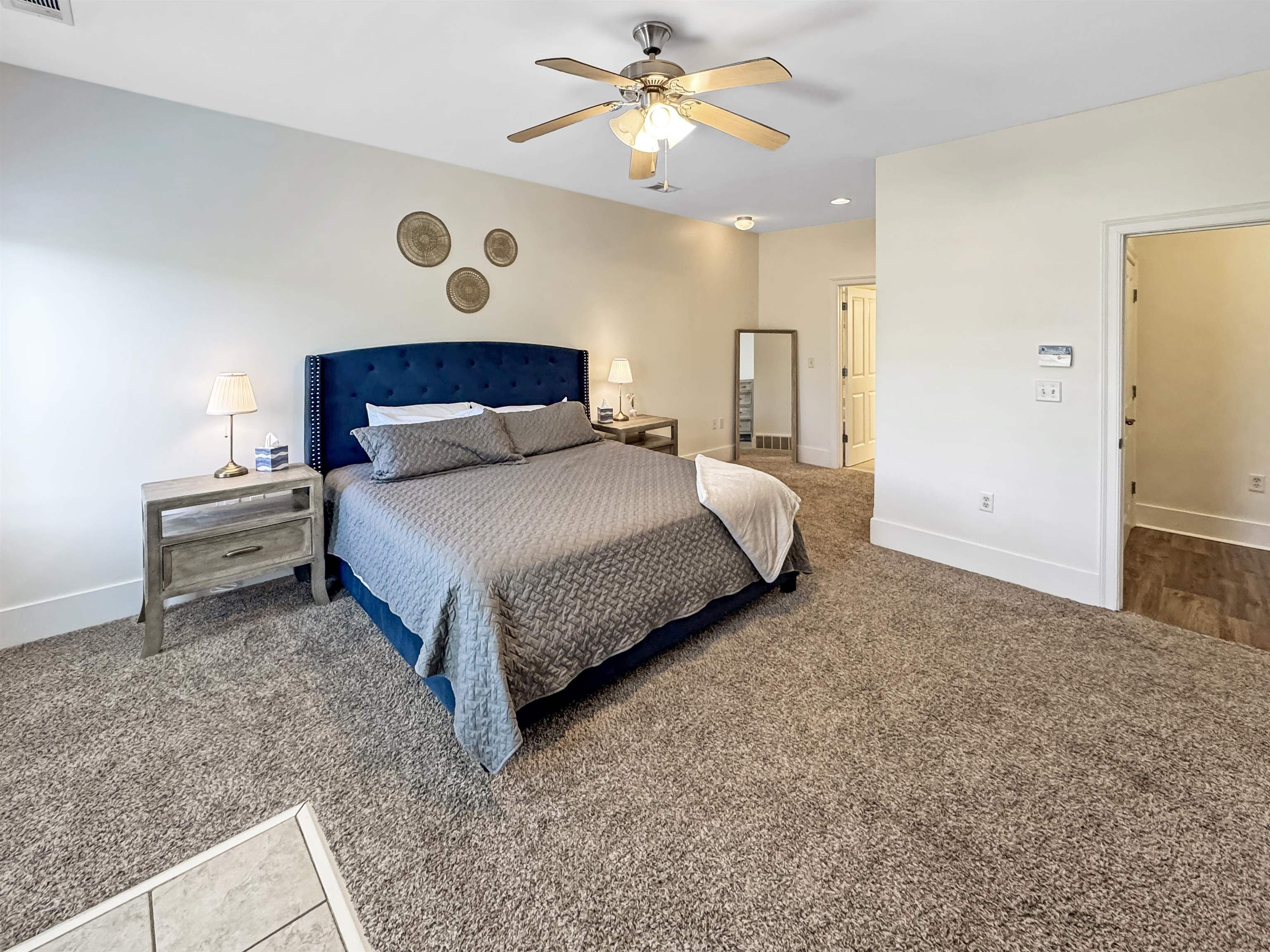 Memphis, Tennessee 38103, United States, 2 Bedrooms Bedrooms, ,3 BathroomsBathrooms,Residential,Active,111293