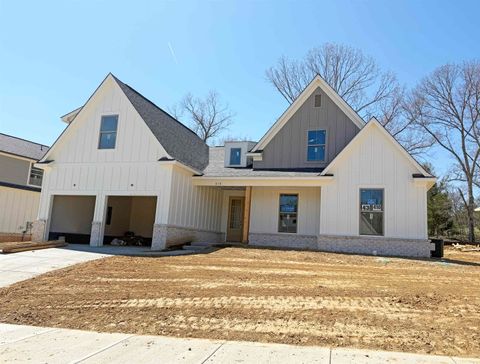 Photo of 410 CYPRESS VILLAGE LN, Eads, TN 38028 (MLS # 10210865)