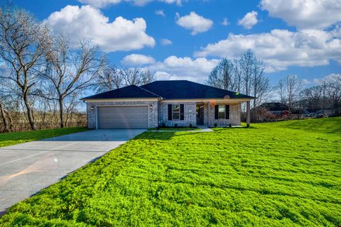 Photo of 107 STONE BROOK CV, Ripley, TN 38063 (MLS # 10207132)