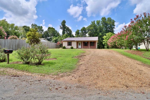 Photo of 80 LONG HOLE RD, Ripley, TN 38063 (MLS # 10225497)
