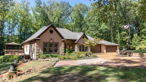Photo of 615 STEWART RD, Eads, TN 38028 (MLS # 10205136)