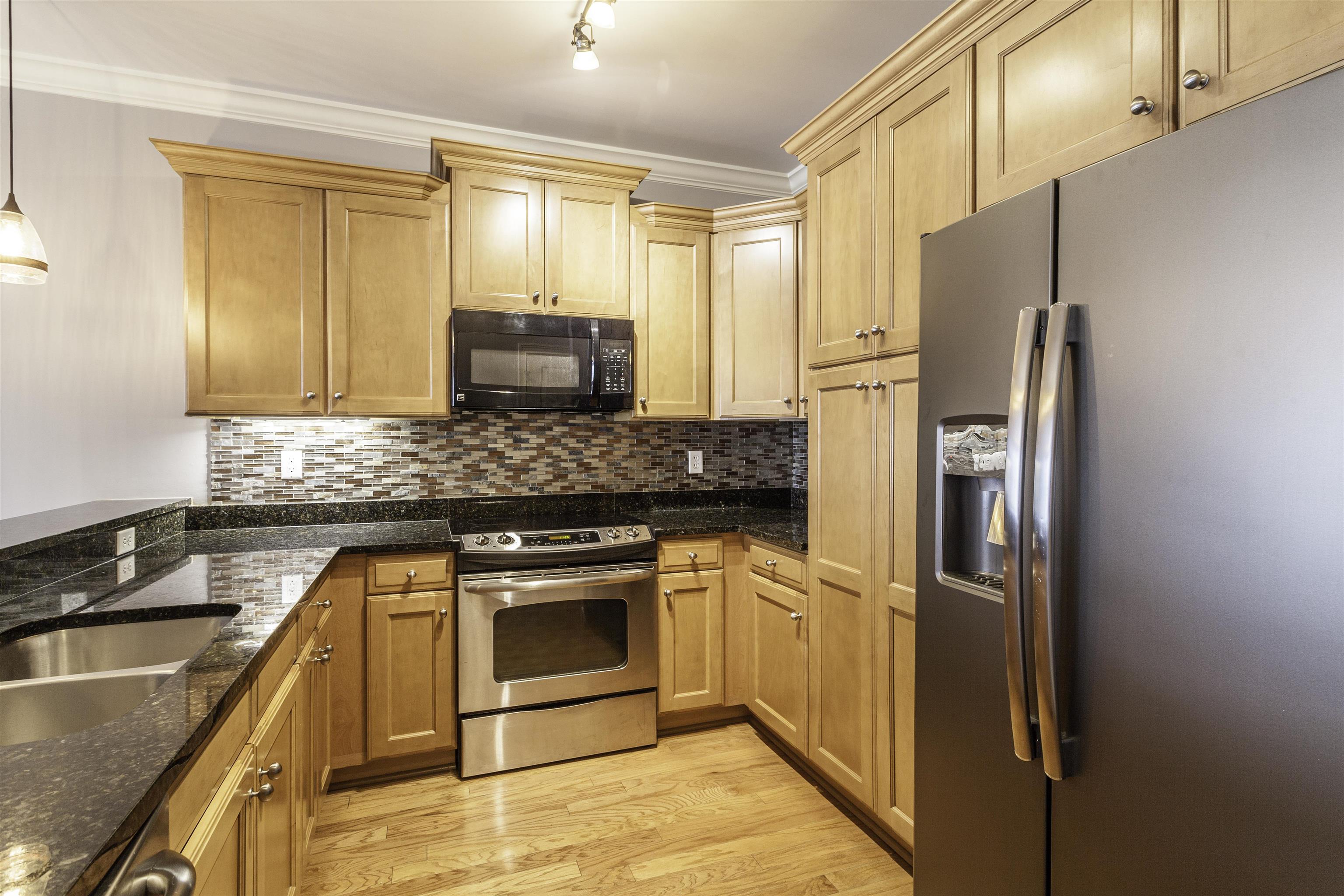 Photo 3 of 20 of 3520 CENTRAL AVE 209 townhome
