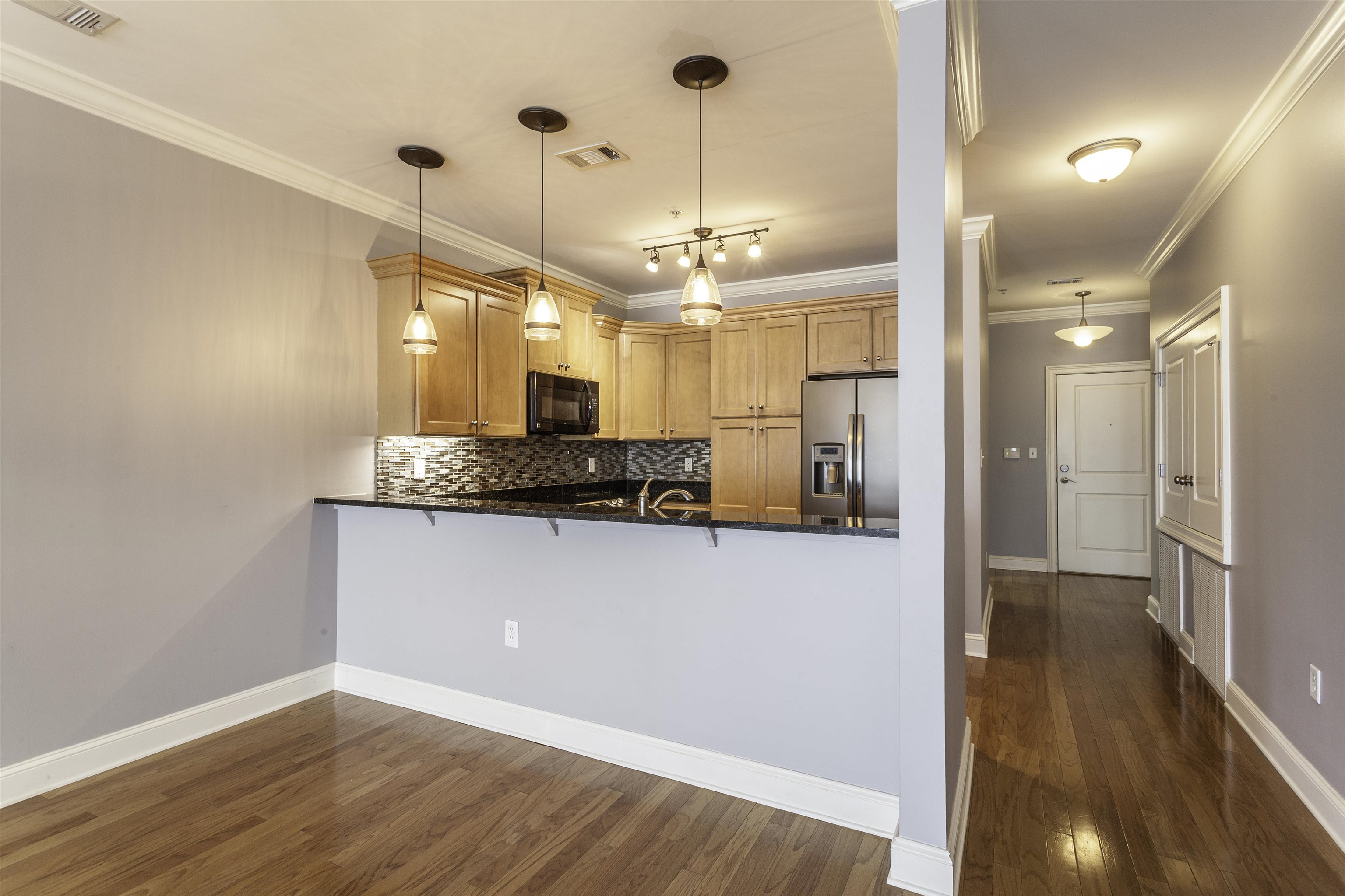 Photo 5 of 20 of 3520 CENTRAL AVE 209 townhome