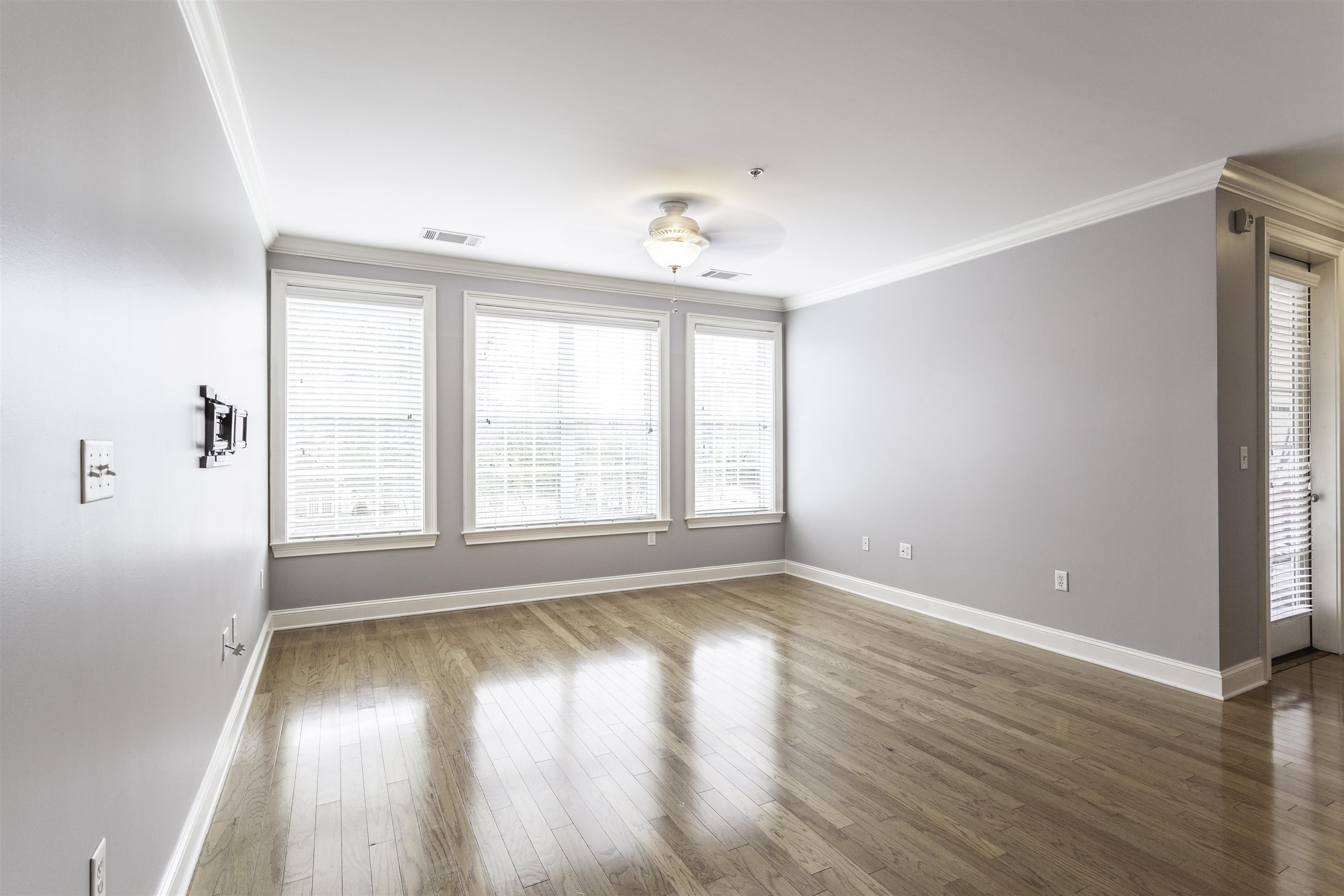 Photo 8 of 20 of 3520 CENTRAL AVE 209 townhome