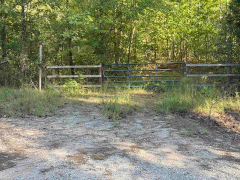 Photo of 7905 SAIN RD, Bolivar, TN 38008 (MLS # 10231258)