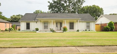MLS: 10196438