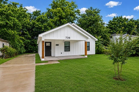 Photo of 736 LIPFORD ST, Memphis, TN 38112 (MLS # 10226842)