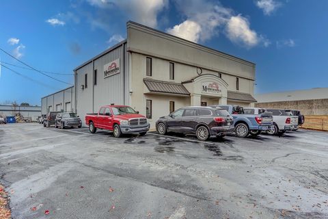 4812 S MENDENHALL RD Memphis TN 38141