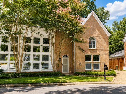 Photo of 7199 PLANTATION CIR, Germantown, TN 38138 (MLS # 10226931)
