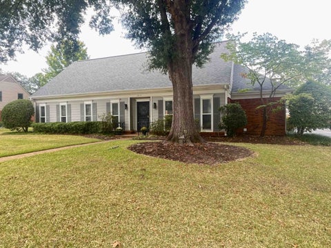 Photo of 1915 ALLENBY RD, Germantown, TN 38139 (MLS # 10230691)