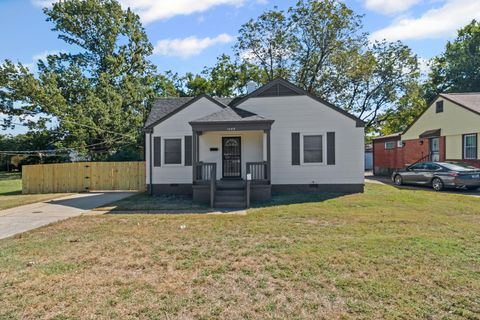 Photo of 1468 AMARILLO ST, Memphis, TN 38114 (MLS # 10208160)