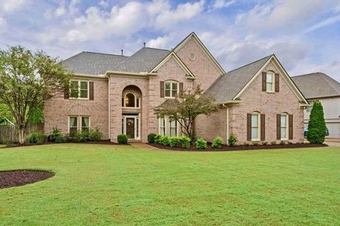 Photo of 1752 CAMPDEN DR, Collierville, TN 38017 (MLS # 10208658)