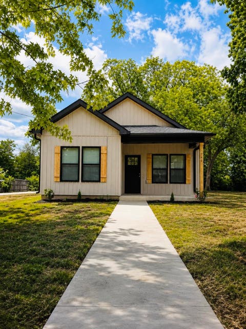 Photo of 746 STONEWALL ST N, McKenzie, TN 38201 (MLS # 10222521)